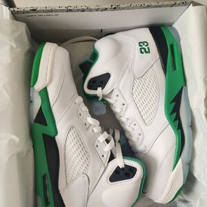 AIR JORDAN 5